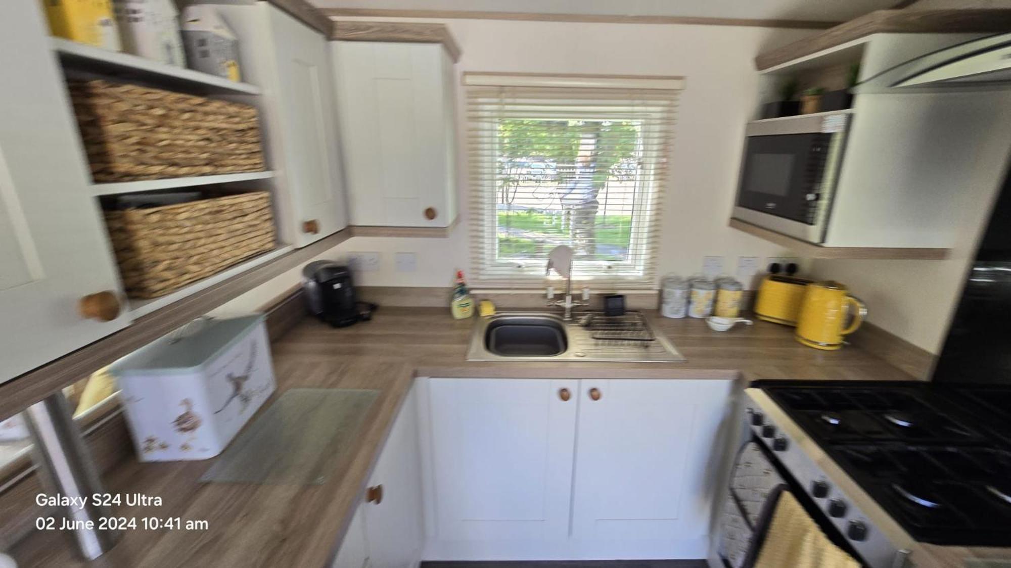 Casa de Férias Luxury Lakeside Caravan With Hottub And Private Fishing Peg, Lakes