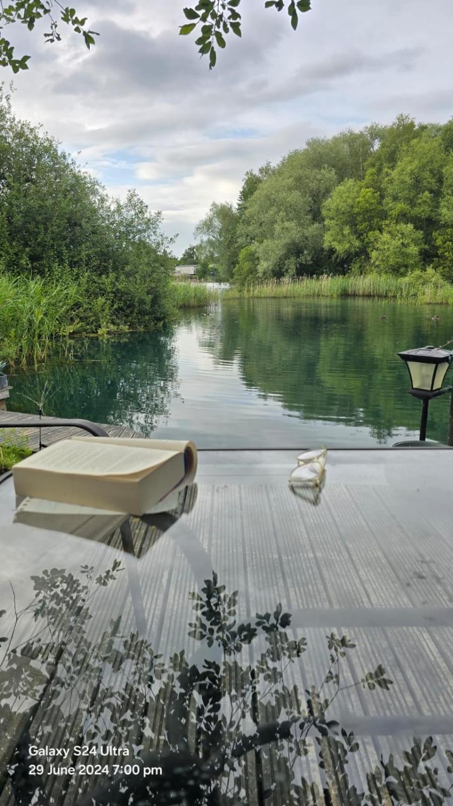 Luxury Lakeside Caravan With Hottub And Private Fishing Peg, Lakes Casa de Férias Tattershall